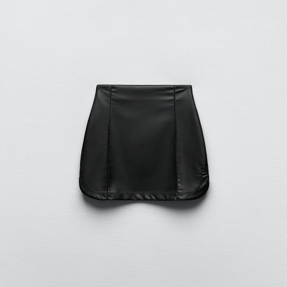 Zara Dresses & Skirts - Zara Leather Skirt